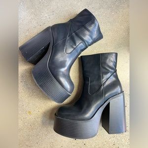 Urban Oufitters Black Platform Boots